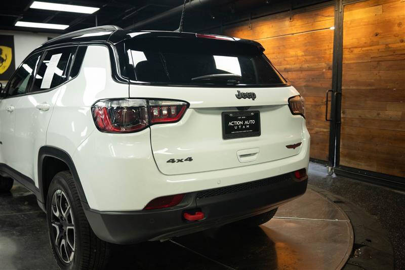 2025 Jeep Compass Trailhawk