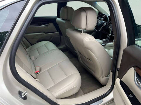 2013 Cadillac XTS Luxury Collection