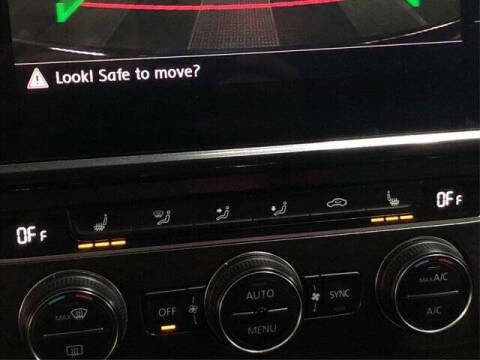 2017 Volkswagen e-Golf SE