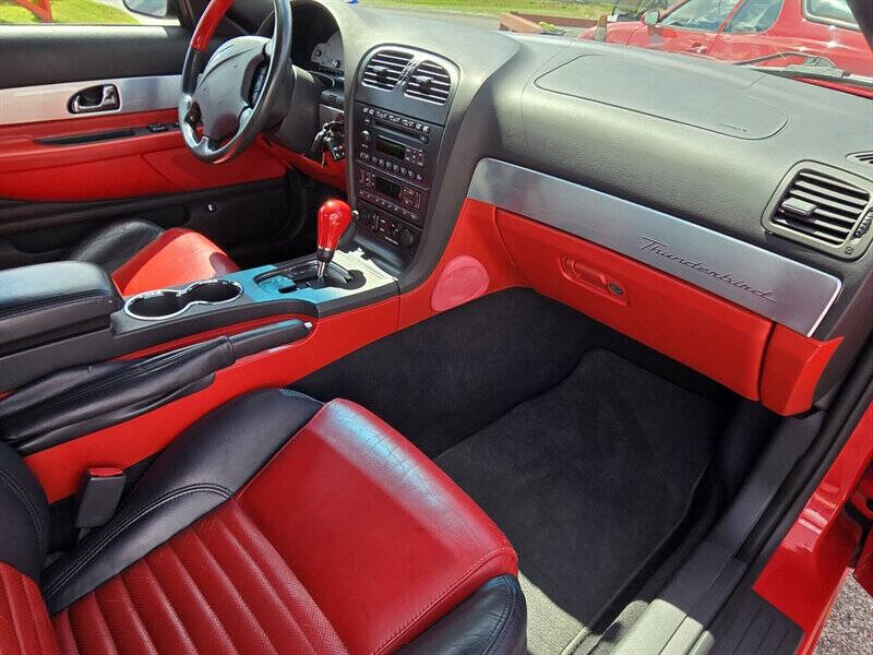 2002 Ford Thunderbird Deluxe