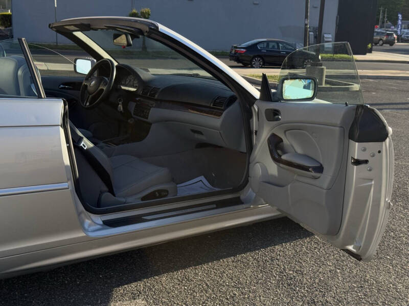 2004 BMW 3 Series 325Ci