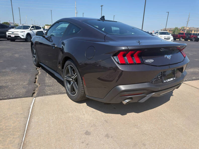 2024 Ford Mustang EcoBoost