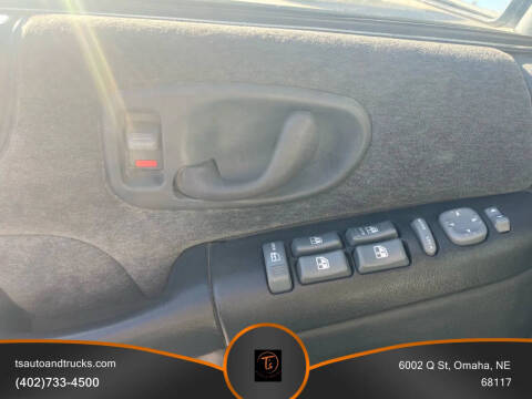 2001 Chevrolet S-10 LS