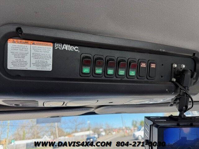 2015 Freightliner M2 106
