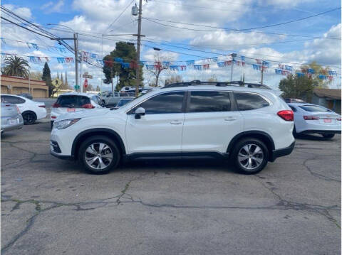 2019 Subaru Ascent for sale at Dealers Choice Inc in Farmersville CA