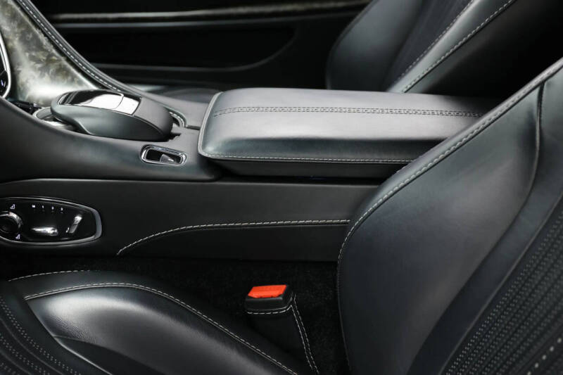 2018 Aston Martin DB11 V12