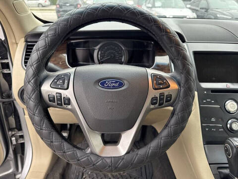 2015 Ford Taurus Limited