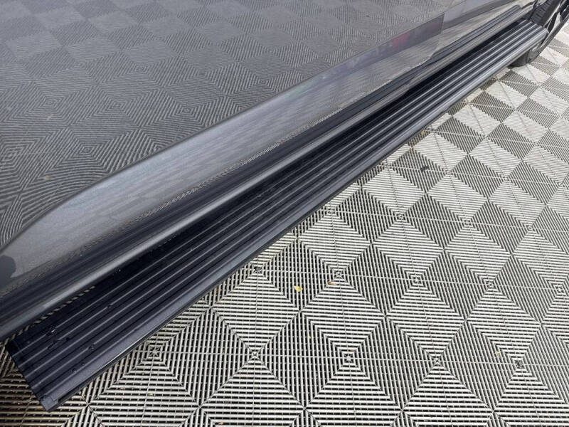 2023 Ford F-150 Lightning Platinum