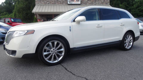 2012 Lincoln MKT for sale at Driven Pre-Owned in Lenoir NC