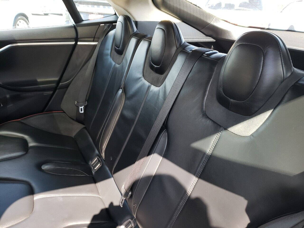 Black 2013 Tesla Model S Performance Performance 4dr Liftback 14
