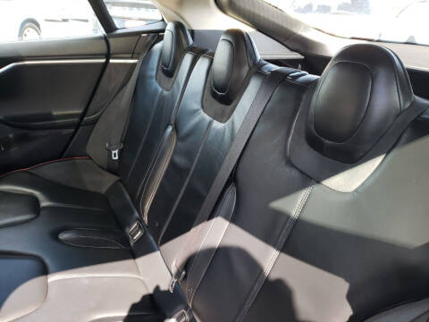 2013 Tesla Model S Performance