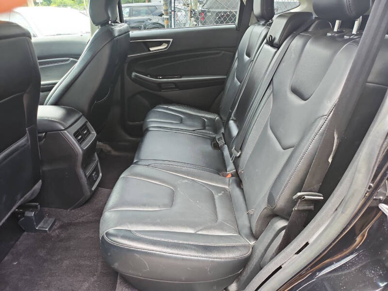 2017 Ford Edge Titanium