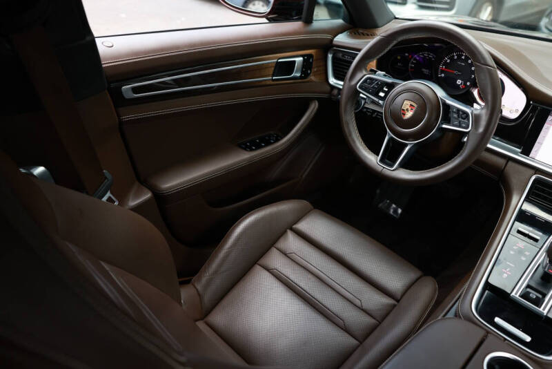 2019 Porsche Panamera