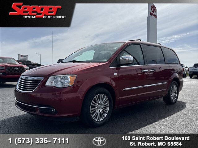 2014 Chrysler Town and Country for sale at SEEGER TOYOTA OF ST ROBERT in Saint Robert MO