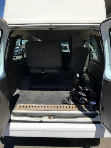 2013 Ford E-Series E-150