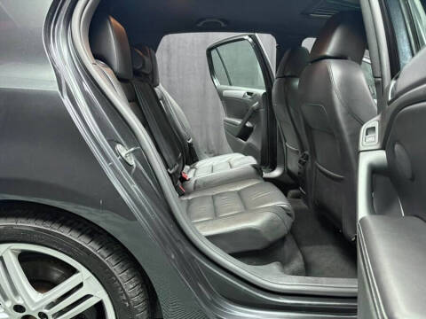 2013 Volkswagen Golf R 4Motion