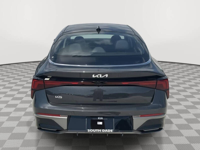 2025 Kia K5 EX