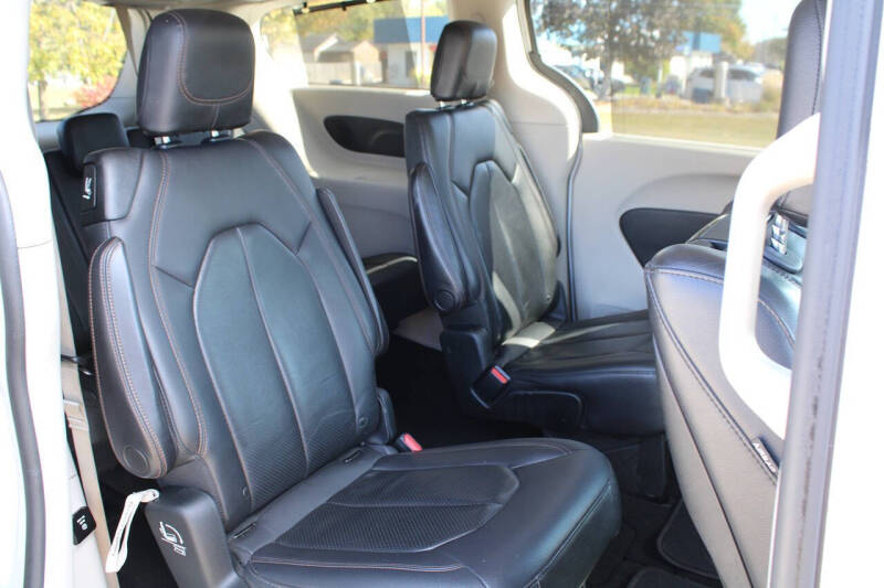 2018 Chrysler Pacifica Touring L Plus