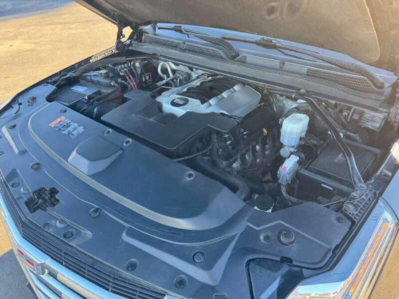 2017 Cadillac Escalade Luxury