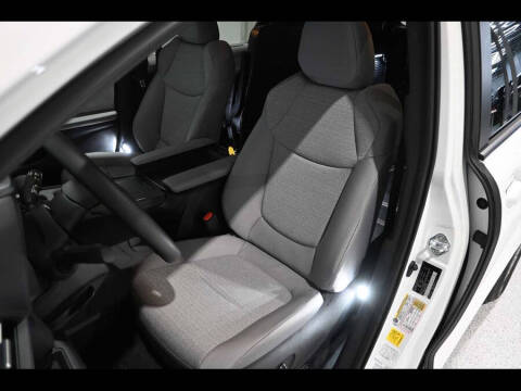 2026 Toyota Sienna LE 8-Passenger