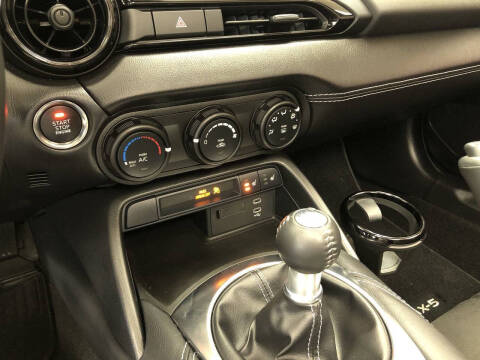 2025 Mazda MX-5 Miata Club