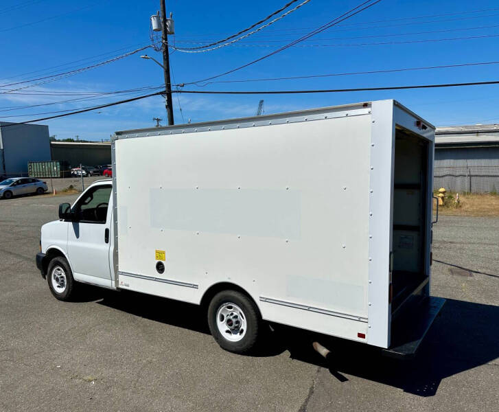 2019 GMC Savana