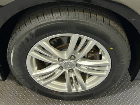 2011 Infiniti G25 Sedan x