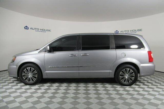 Used 2014 Chrysler Town & Country S with VIN 2C4RC1HG9ER188343 for sale in Tempe, AZ