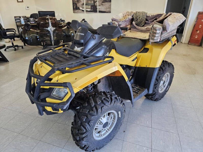 2011 Can-Am Outlander