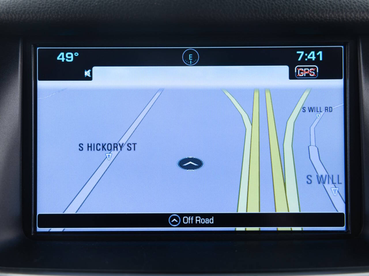 Used Car 2017 Chevrolet Suburban  Premier 4x4 4dr Suv For Sale Under $30,000 In Coal City, Illinois