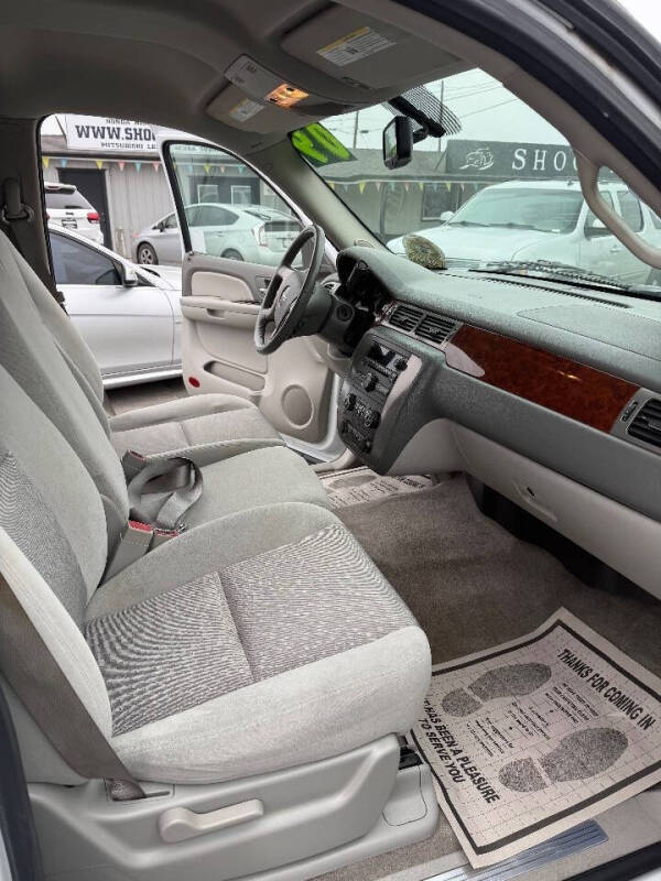 2009 GMC Yukon XL SLE