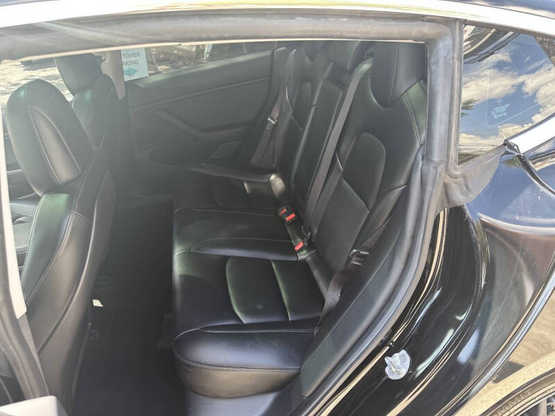 2019 Tesla Model 3 Mid Range