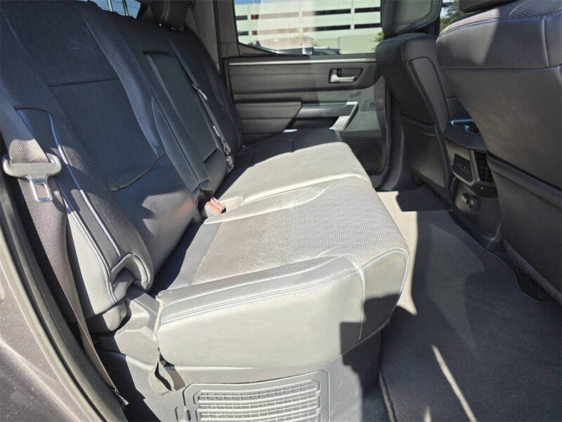 2023 Toyota Tundra Platinum HV