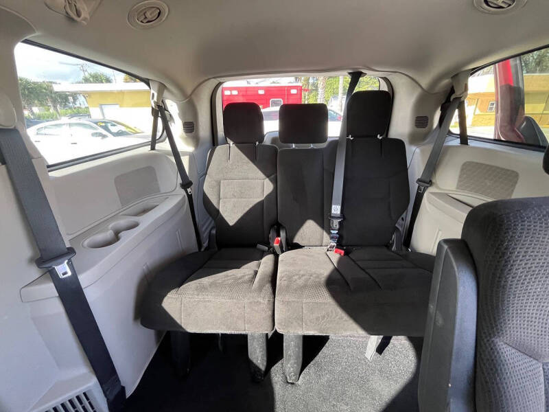 2015 Dodge Grand Caravan SE