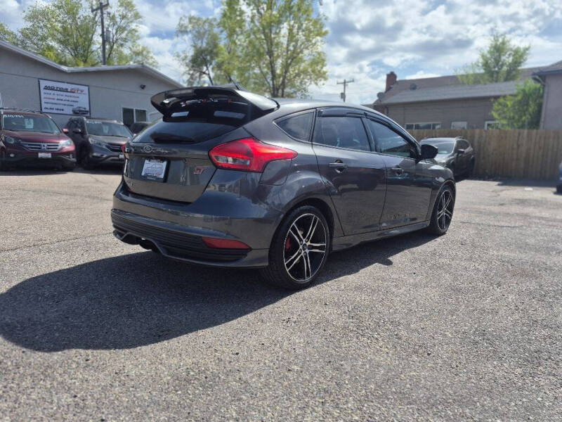 2016 Ford Focus ST