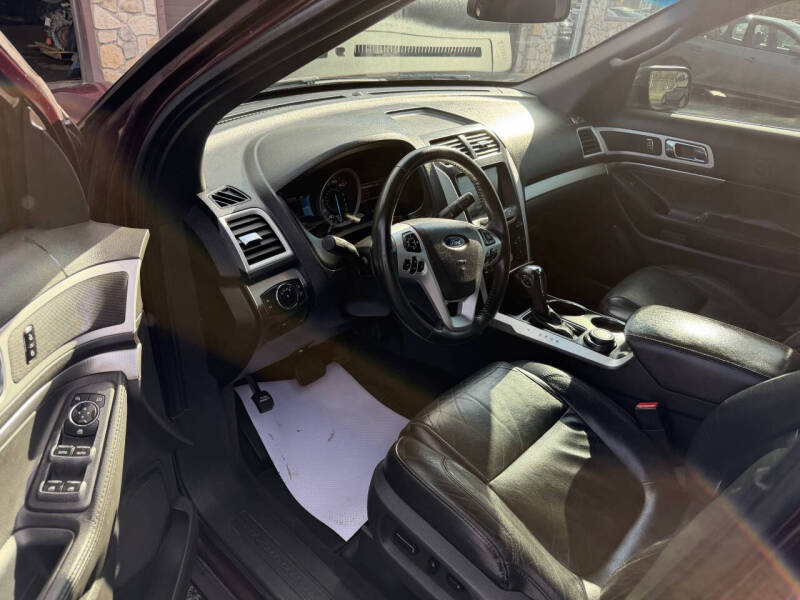 2011 Ford Explorer XLT