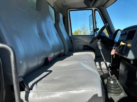 2003 International DuraStar 4200