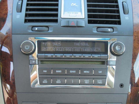 2010 Cadillac DTS Luxury Collection