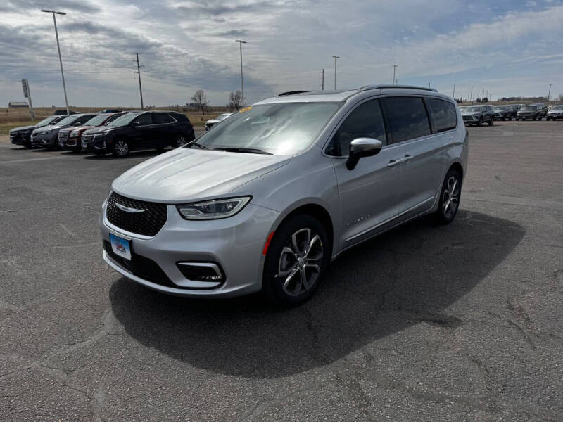 2026 Chrysler Pacifica Pinnacle