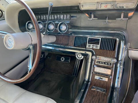 1966 Ford Thunderbird