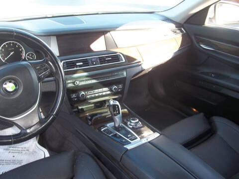 2012 BMW 7 Series 740Li