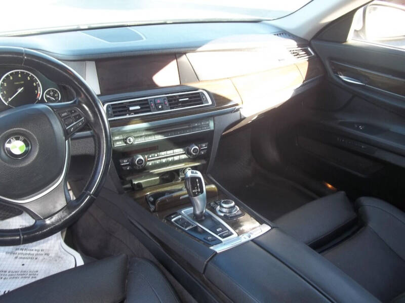 2012 BMW 7 Series 740Li