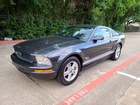 2007 Ford Mustang for sale at DFW Autohaus in Dallas TX
