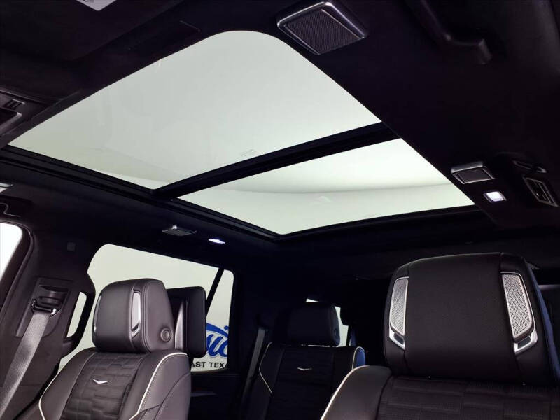 2025 Cadillac Escalade Sport Platinum