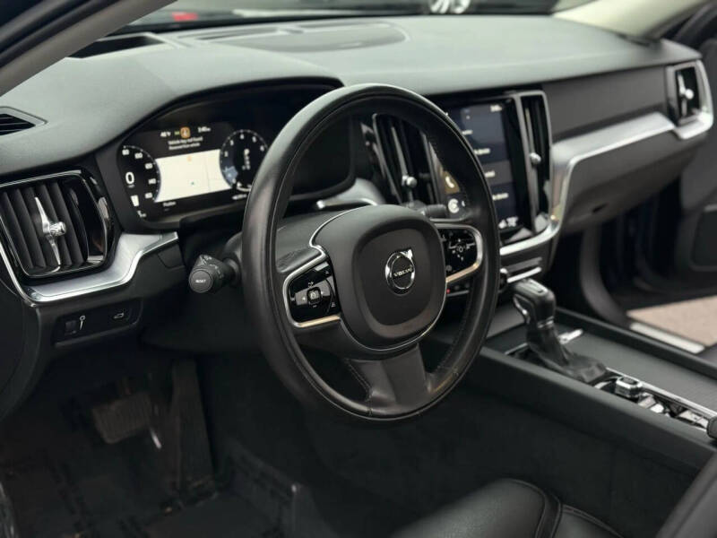 2020 Volvo V60 Cross Country T5