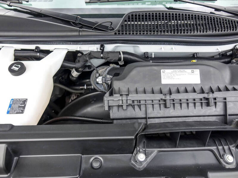 2024 Chevrolet Express 2500