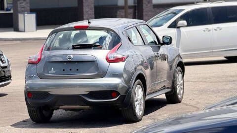 2016 Nissan JUKE S