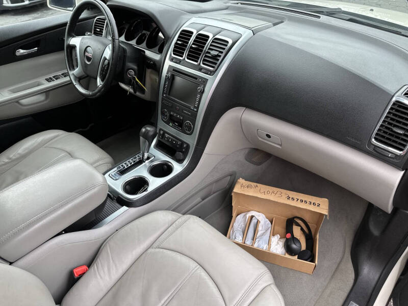 2008 GMC Acadia SLT-2