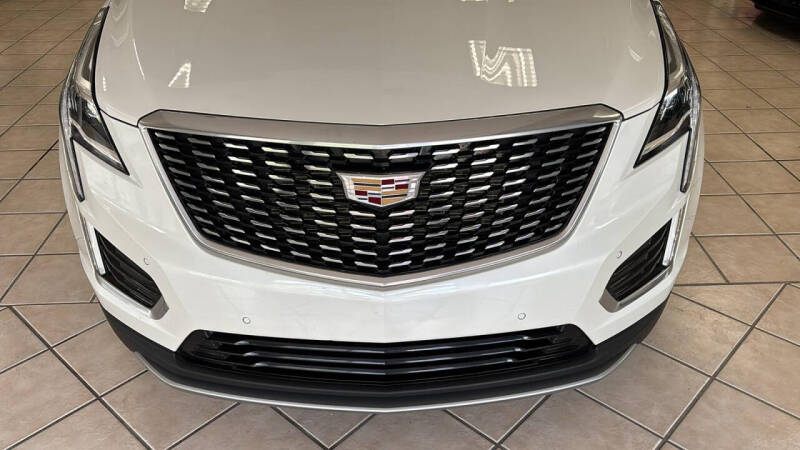 2022 Cadillac XT5 Premium Luxury