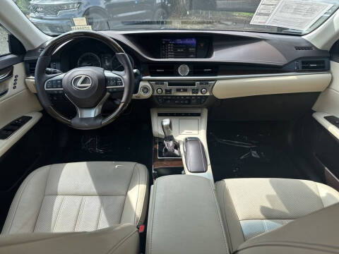 2018 Lexus ES 350